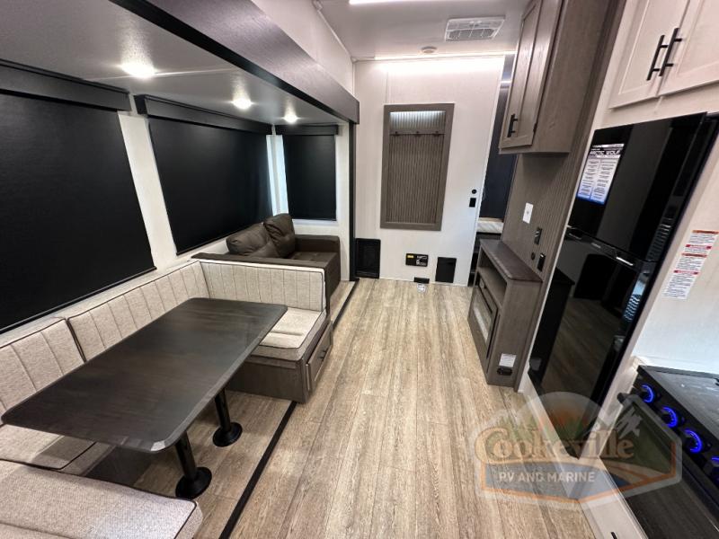 Forest River RV Cherokee Arctic Wolf 287BH